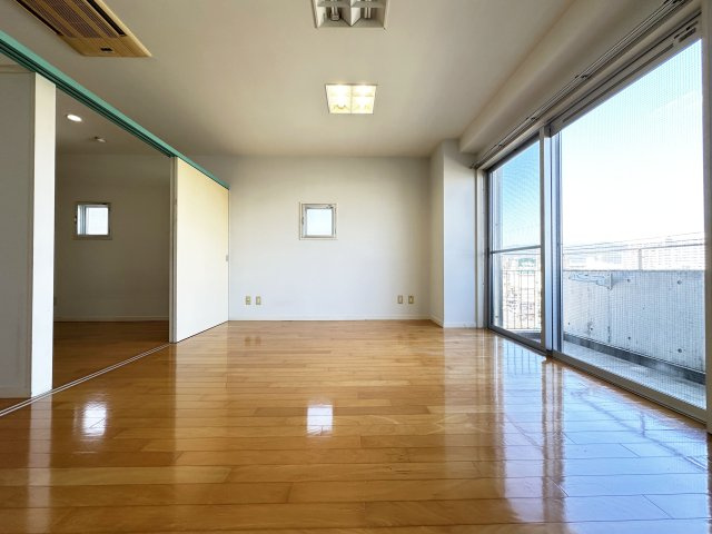 ラコント 北棟の居間・リビング