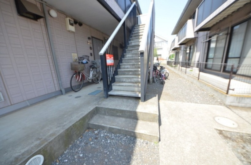 アステリアBのエントランス