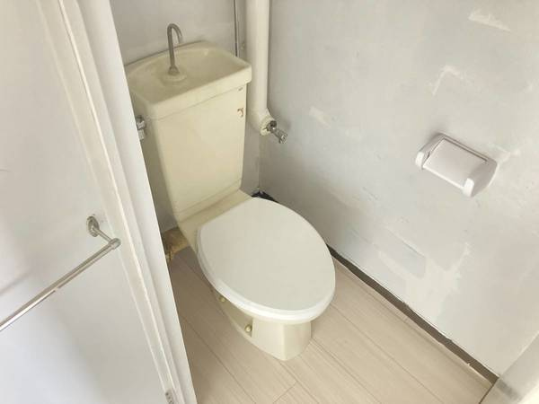 ビレッジハウス江戸川台4号棟のトイレ|ビレッジハウスの同一物件・同一タイプの間取りの写真です