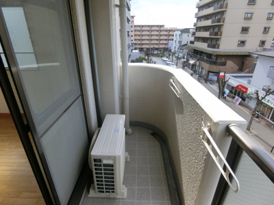 【バルコニー】 | 都部ハイツ