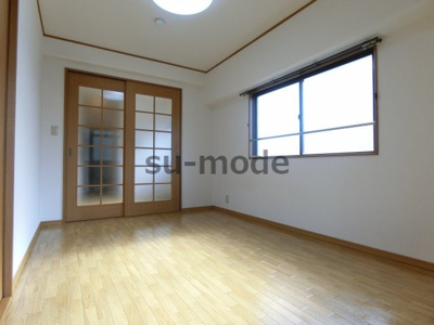 【寝室】 | 都部ハイツ