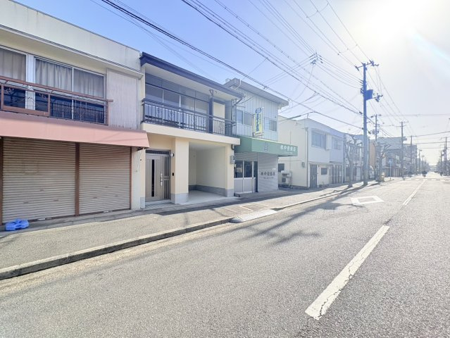 神戸市長田区駒ヶ林町3丁目の前面道路含む現地写真