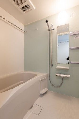 ダイコク日限山の浴室