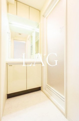 【洗面所】 | クオリア銀座 | 洗面台です。