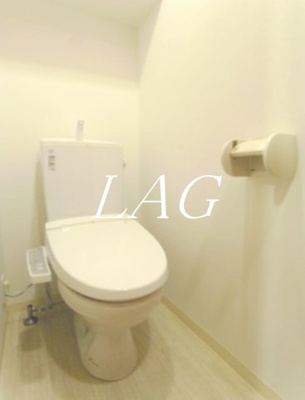 【トイレ】 | リブリ・Fiona | トイレです。