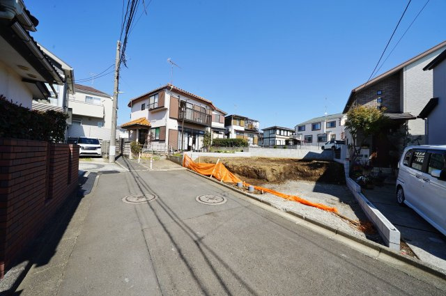 【横浜市瀬谷区下瀬谷3丁目6-24新築戸建て】★仲介手数料無料★（瀬谷さくら小学校・下瀬谷中学校）の前面道路含む現地写真