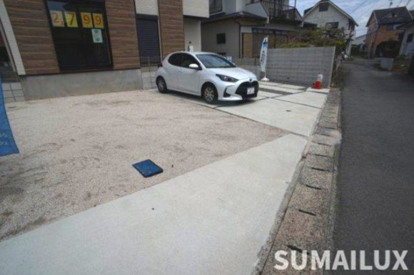 熊本市東区沼山津１期１号棟の駐車場