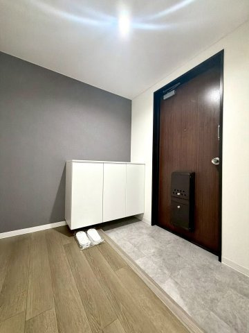 琴似セントラルハイツの玄関