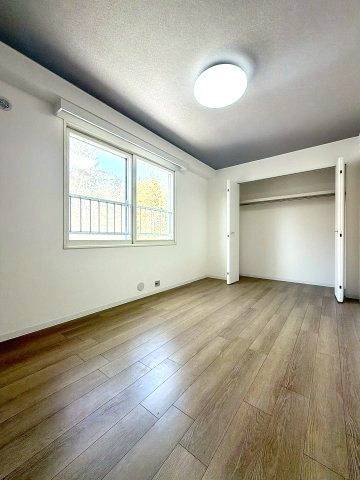 琴似セントラルハイツの洋室