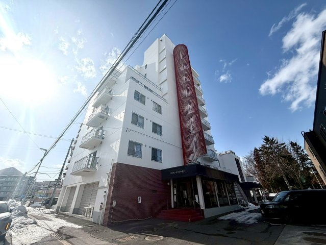 琴似セントラルハイツの外観