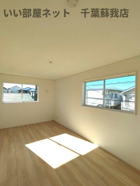 クレイドルガーデン市原市東国分寺台第２　１号棟の洋室|広々とした洋室です