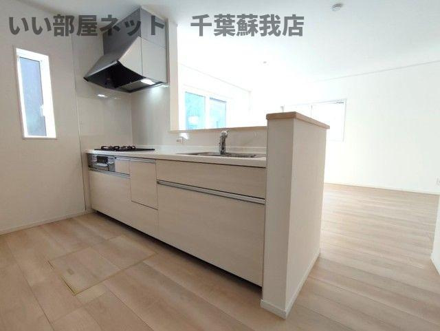 クレイドルガーデン市原市東国分寺台第２　１号棟のキッチン|お料理しやすいキッチンです