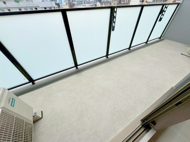 スプランディッドライズ新大阪ノースのバルコニー