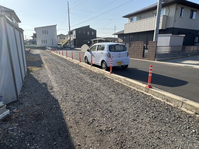 倉庫付♪新生活に最適な立地♪佐野市田沼町の前面道路含む現地写真|前面道路含む現地写真です