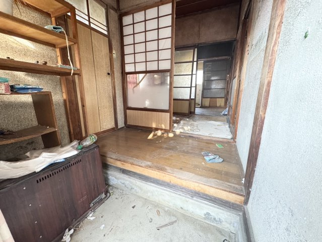 倉庫付♪新生活に最適な立地♪佐野市田沼町の玄関|シンプルで使いやすい玄関です