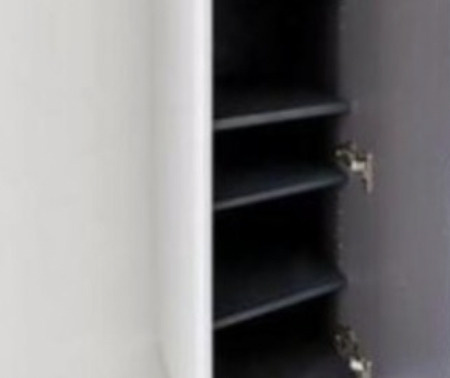 Shanti Casa 四谷若葉の玄関