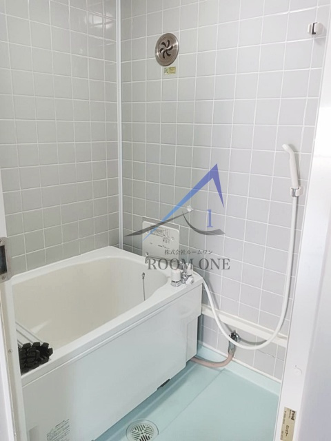 メゾン佐藤の浴室|お風呂です。