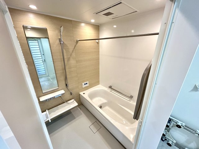 明石市大久保町松陰戸建の浴室