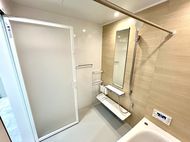 明石市大久保町松陰戸建の浴室