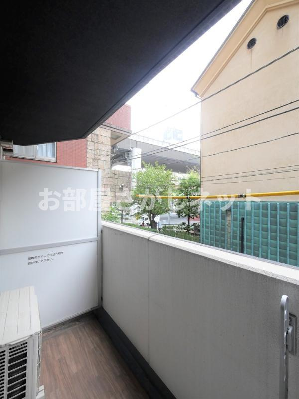 ハーモニーレジデンス西麻布【おとり物件なし】#学生・社会人にオススメ！初期費用分割払いOK！のバルコニー