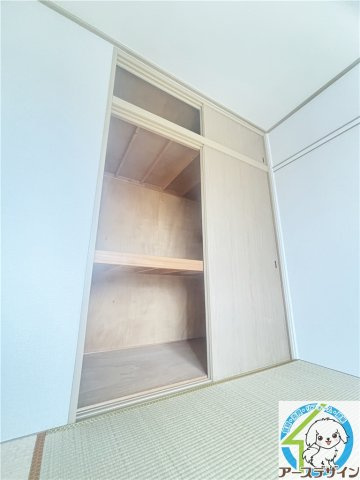 サンビレッジ吉川E棟の収納