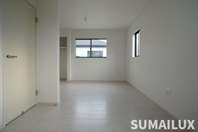 熊本市南区御幸西１期1号棟の洋室