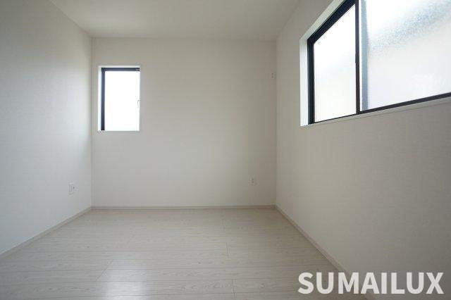 熊本市南区御幸西１期1号棟の洋室