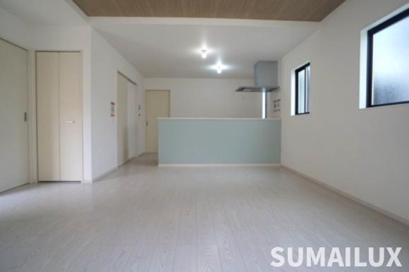 熊本市南区御幸西１期1号棟の居間・リビング