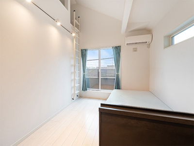 【その他】 | ◆港北区大曽根台　中古戸建◆ | ◆柔らかい陽光が差し込む明るいお部屋を演出する設計。彩光の取れる窓が気持ちの良いお部屋を創り上げます。