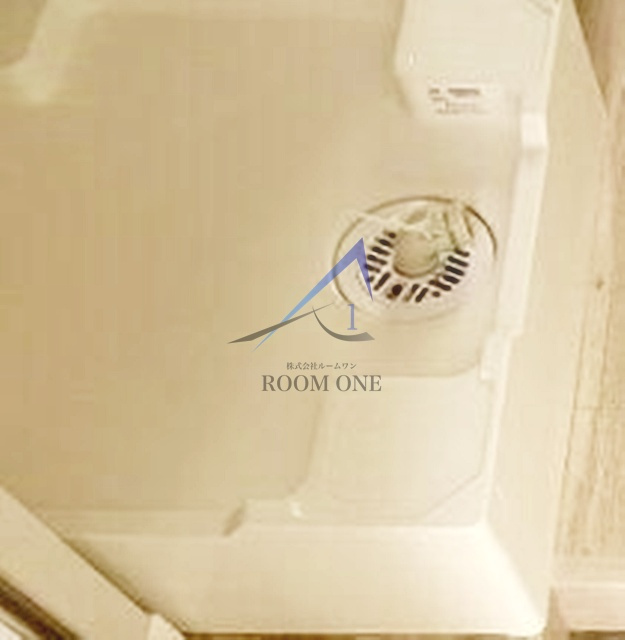 ＤＩＯＲ下北沢の設備|洗濯機置き場です。