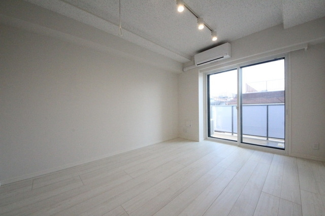 プレイ江古田の居間・リビング