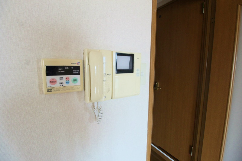 グランデージ中央町のセキュリティ|TVモニター付きで安心です☆
