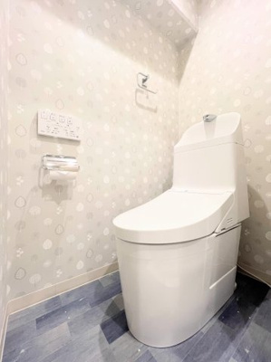 【トイレ】 | 豊栄綱島マンション | ◆清潔感のある白を基調とした落ち着ける空間。