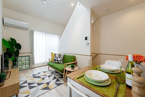 千葉市花見川区朝日ケ丘３丁目のテラスの洋室