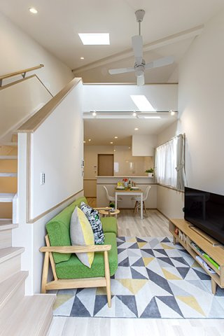 千葉市花見川区朝日ケ丘３丁目のテラスの洋室