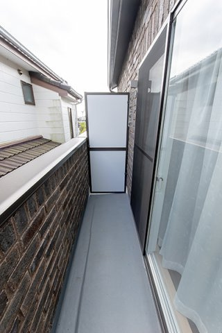 千葉市花見川区朝日ケ丘３丁目のテラスの設備