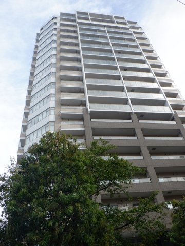 ザ・ライオンズ上野の森の外観