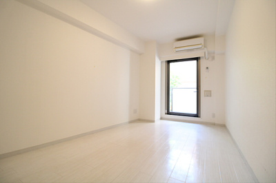 【居間・リビング】 | No.7ゼルコバマンション