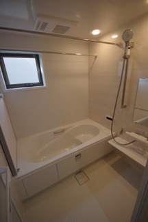 【浴室】 | 【仲介手数料無料！！】川崎市麻生区片平5丁目　新築戸建て（全12棟）11号棟　5180万円