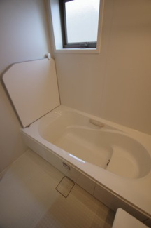 【浴室】 | 【仲介手数料無料！！】川崎市麻生区片平5丁目　新築戸建て（全12棟）11号棟　5180万円