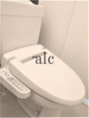 中野区上高田２丁目のアパートのトイレ|落ち着いたトイレです