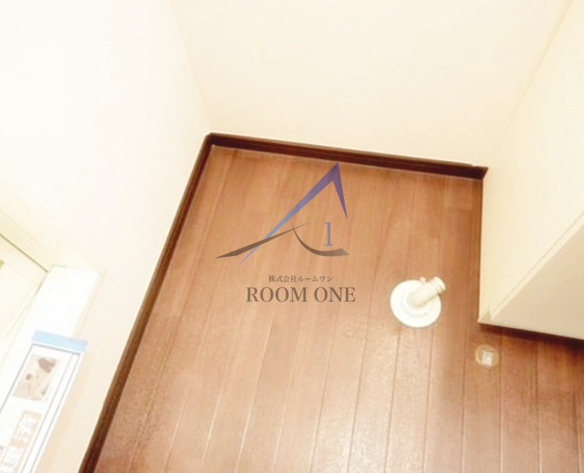 エルメゾンYOUの設備|洗濯機置き場です。