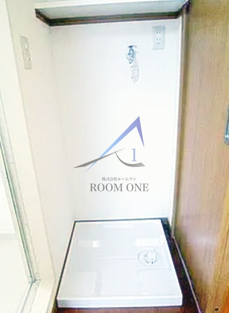 慶ハイムの設備|洗濯機置き場です。