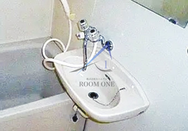 慶ハイムの洗面所|洗面台です。