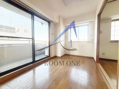 プレジール本郷ステーションプラザの居間・リビング|洋室のお部屋です。