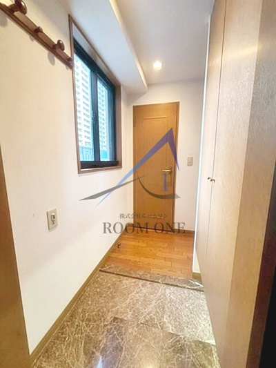 プレジール本郷ステーションプラザの玄関|玄関です。