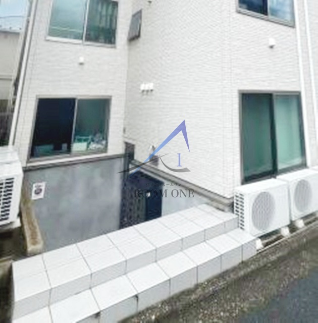 QUQURI IKEBUKUROのエントランス|エントランスです。