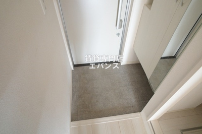 【玄関】 | ファビュラス・レセンテ | シンプルで使いやすい玄関です