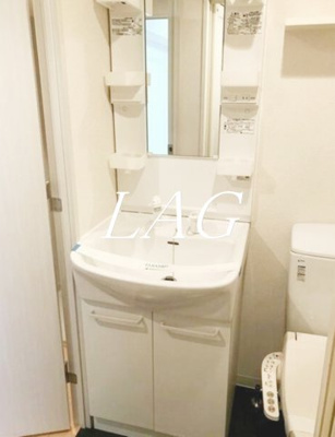 【洗面所】 | プランドル明大前 | 洗面台です。