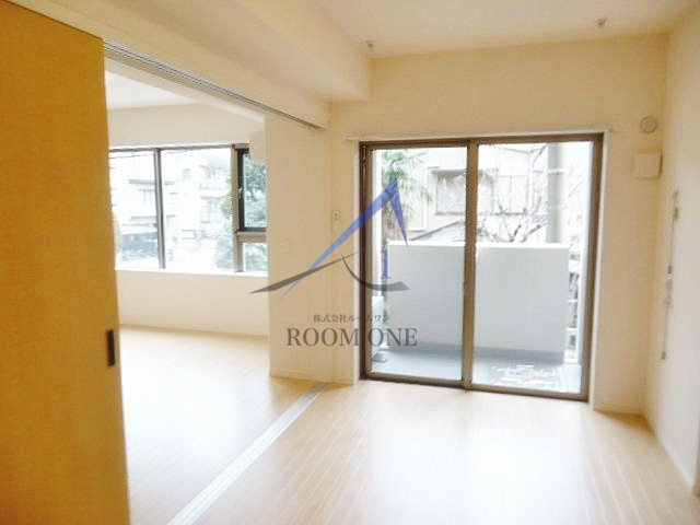 Ｂｌｕｅ　Ｓｈａｌｌｏｗｓの寝室|寝室です。